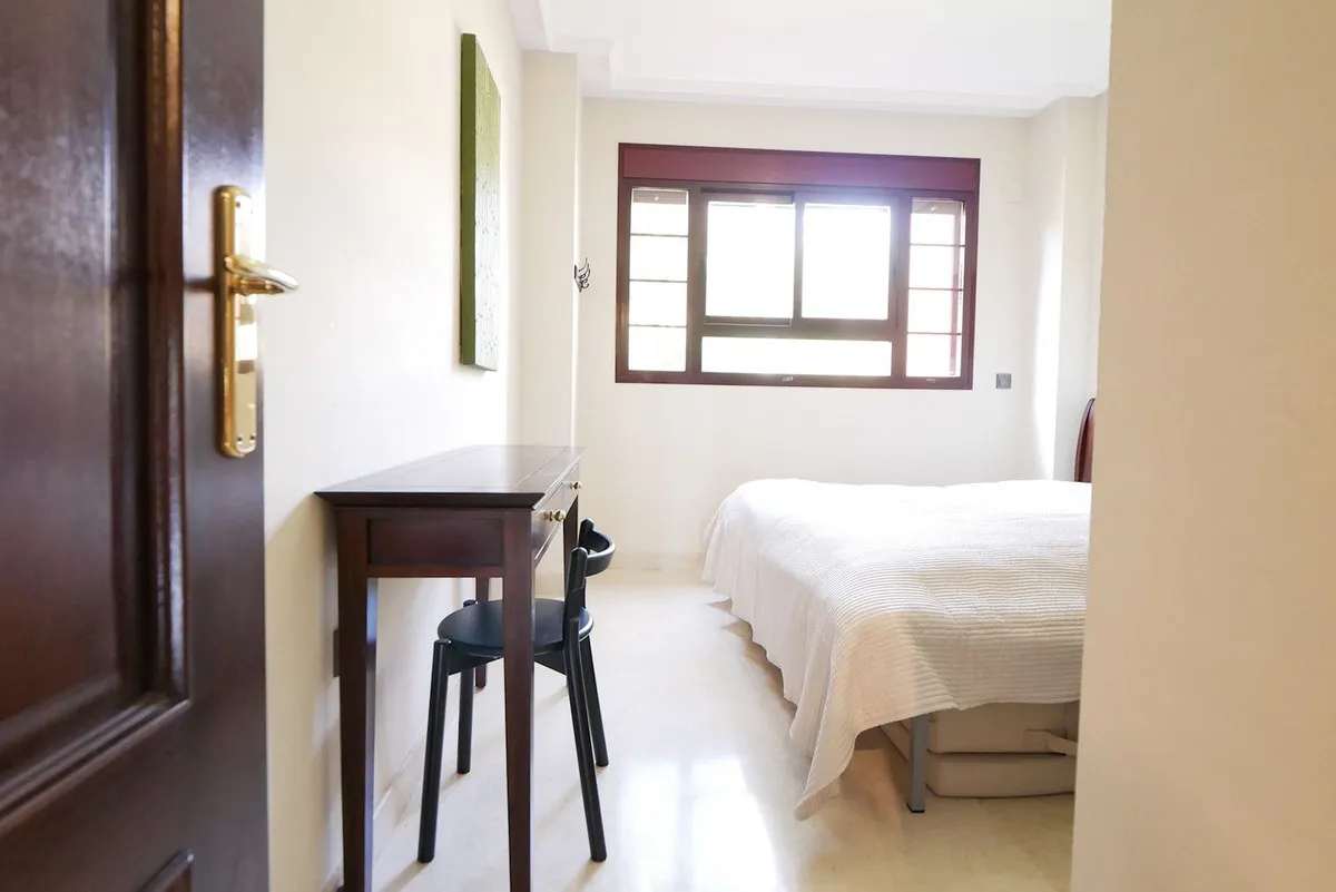 69c1079c-d24b-48ec-9be5-87f42f12c6f7