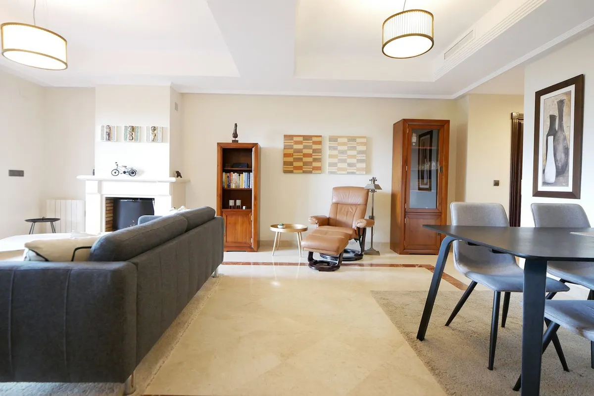 a0473fbb-6ce7-41b0-b768-ea512d5939f0