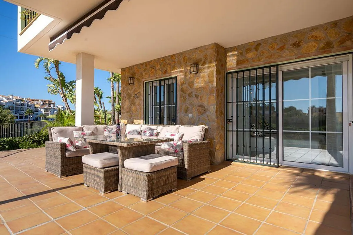 26b03cb7-6b23-43eb-a830-88f3b6069d9b