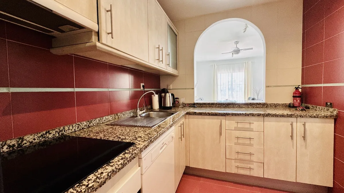 cd2e1116-e296-4dad-a595-194a4e569304