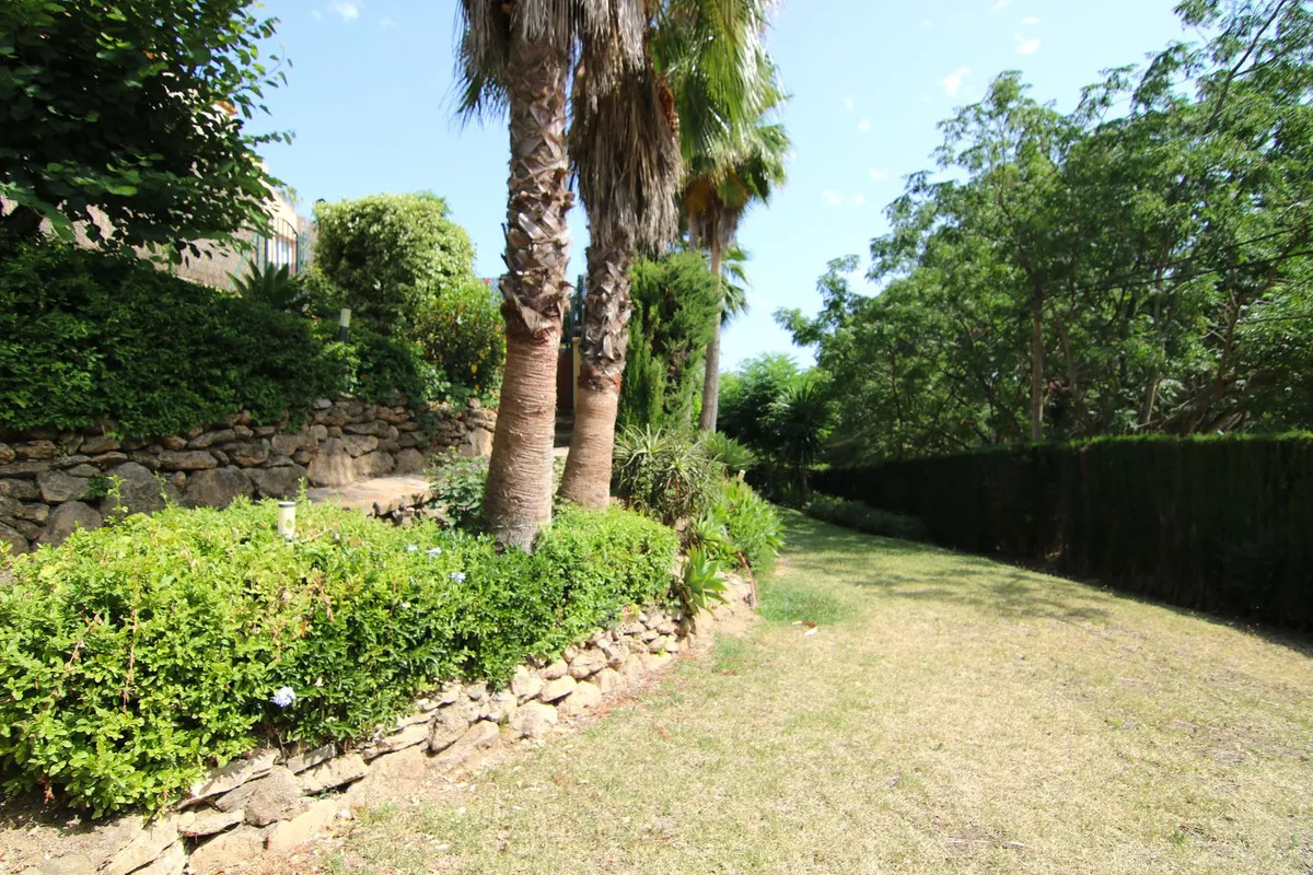 4ddb4f2a-4ed0-424a-9c49-64329a65d449