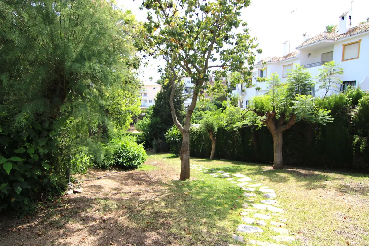 fc0f5ae0-1331-4a4a-a235-8b93150c5cc4