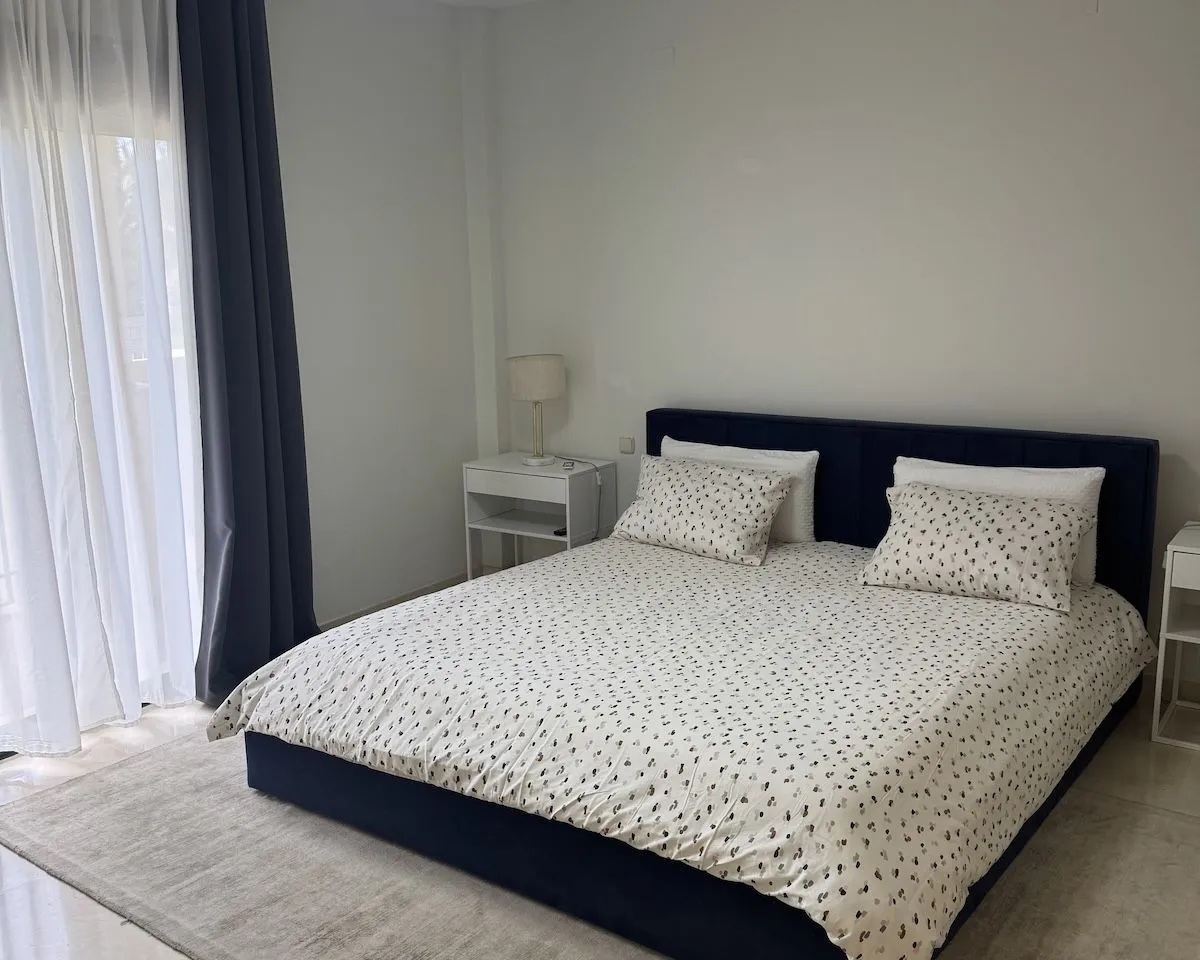 805911cf-c499-4532-b261-a85c84a2b159