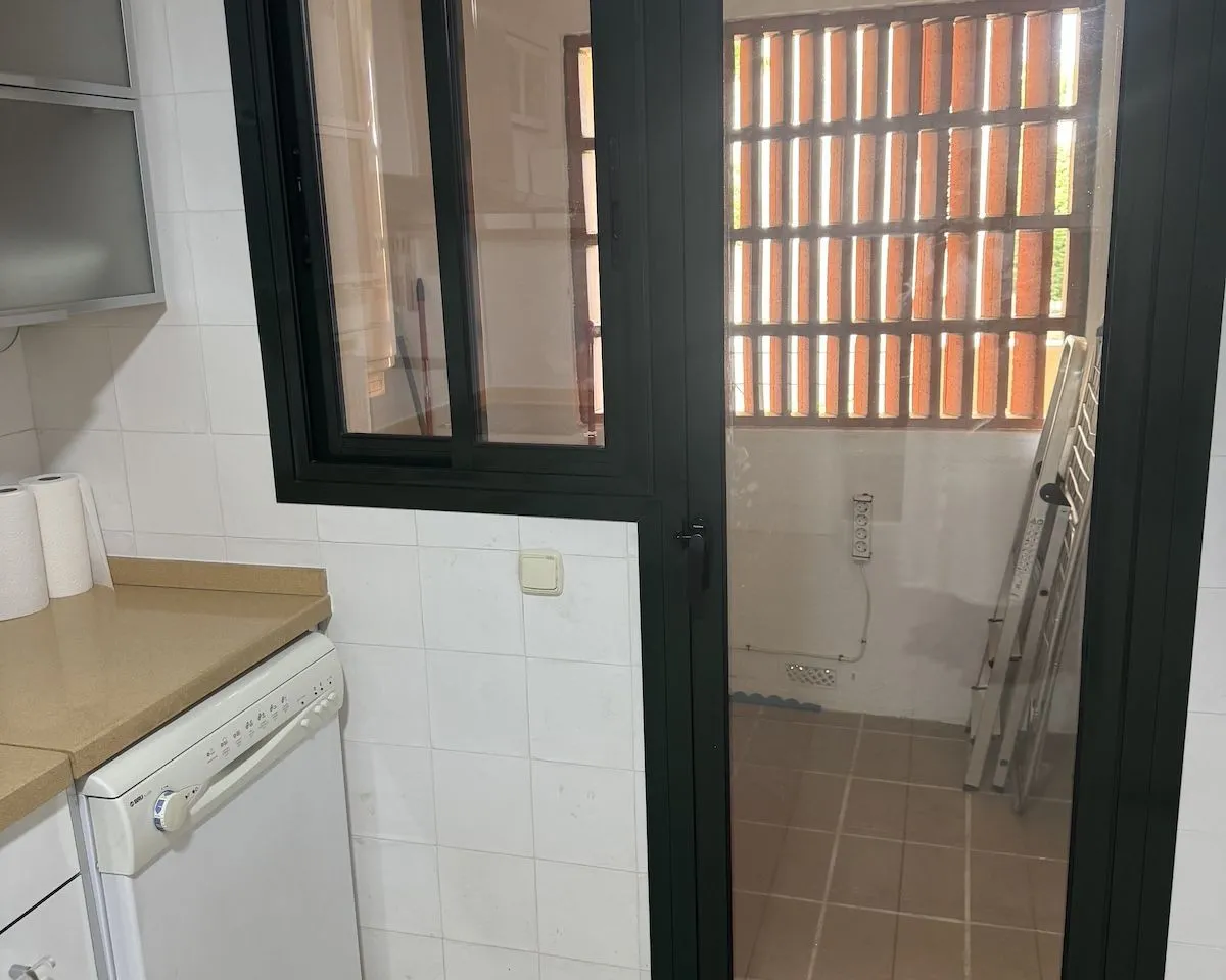 dfe8d435-af79-4948-a2d6-744f72ba78c9