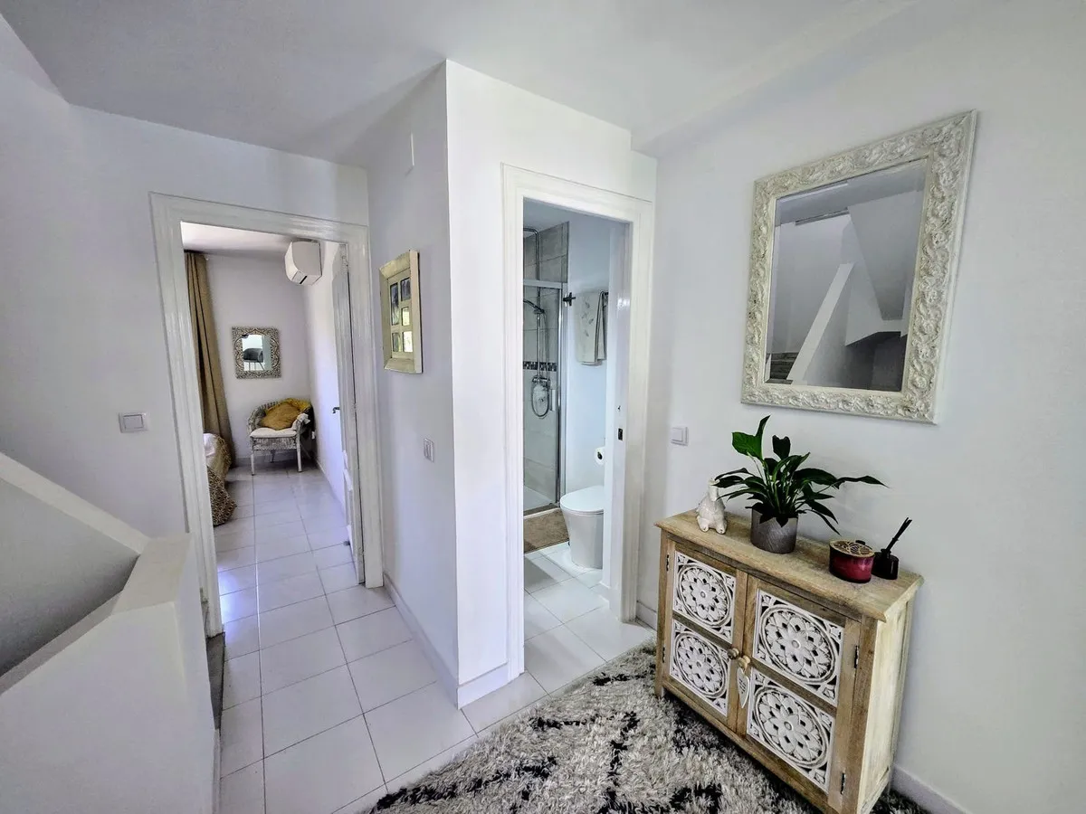 58a9077f-3129-496f-b9f0-bf533d580b93