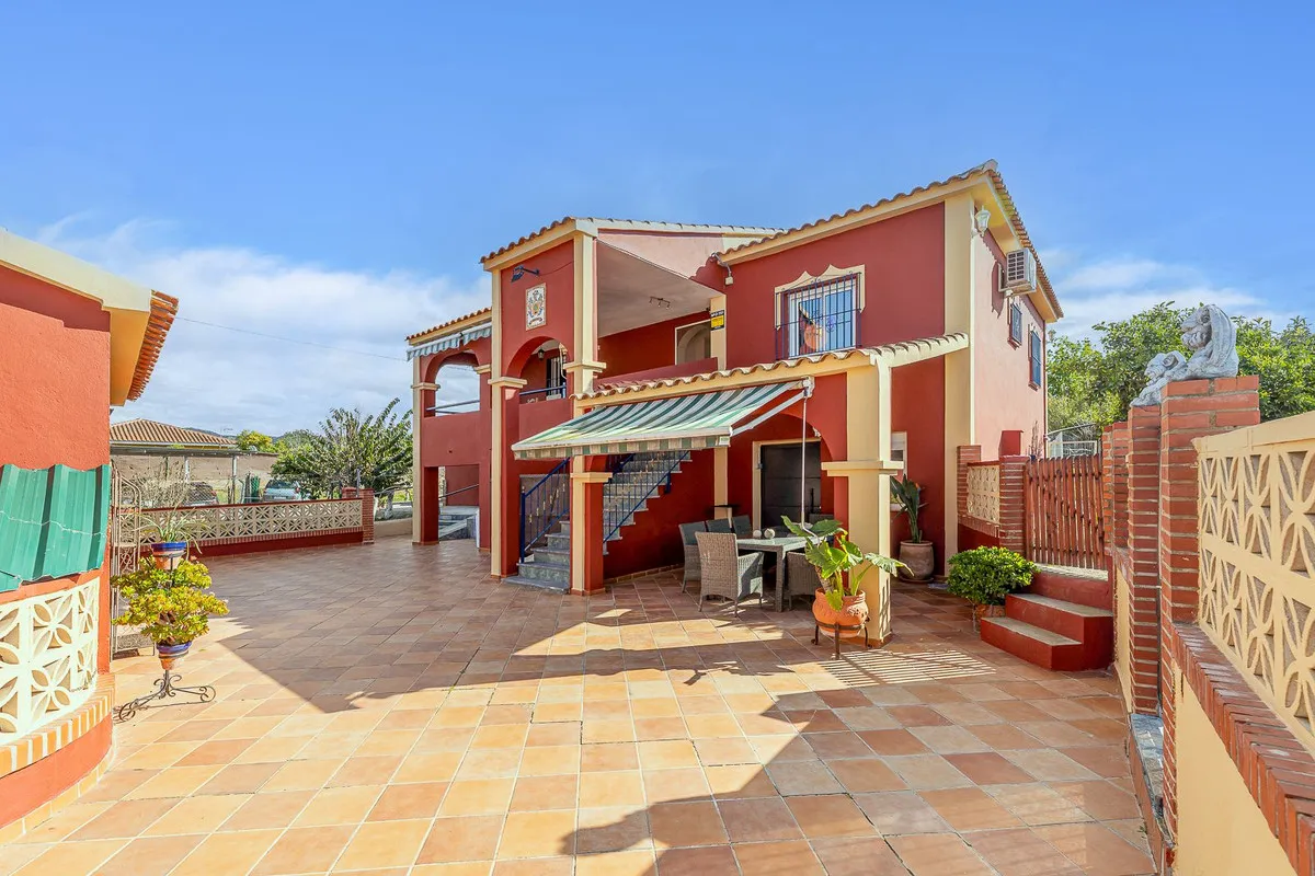 68dcc6fe-ab9c-46d2-925e-a347510b813e