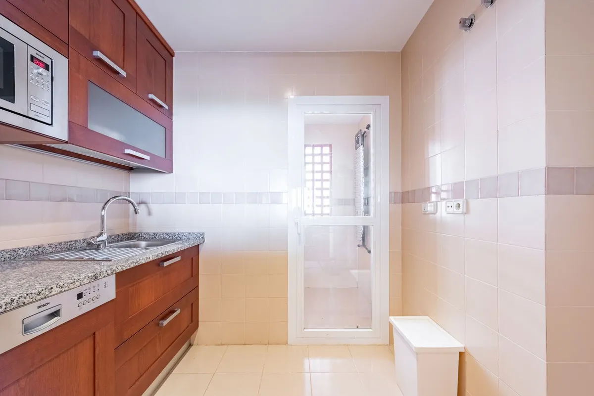 6f1d020c-47f8-40cd-bd15-4d234cc278d4