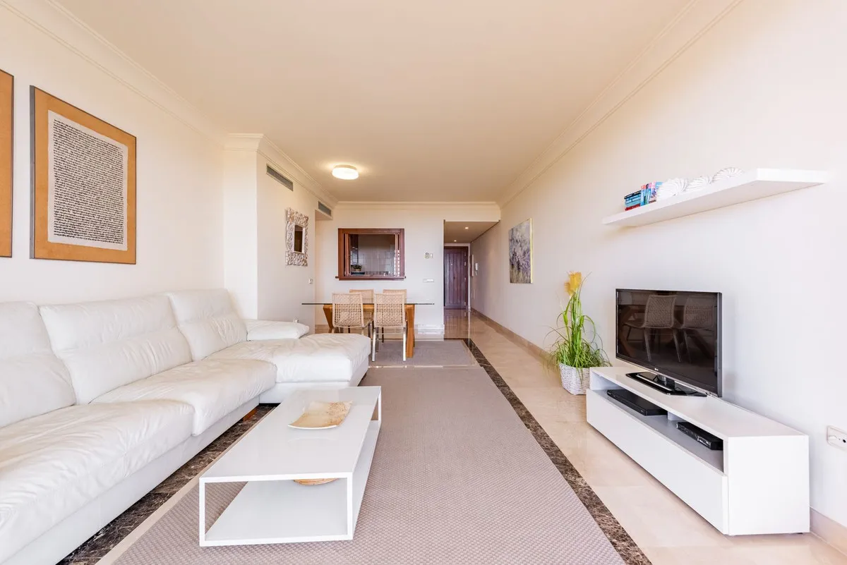 a6c5dec0-9ad5-46bb-8162-4b07fb95c715