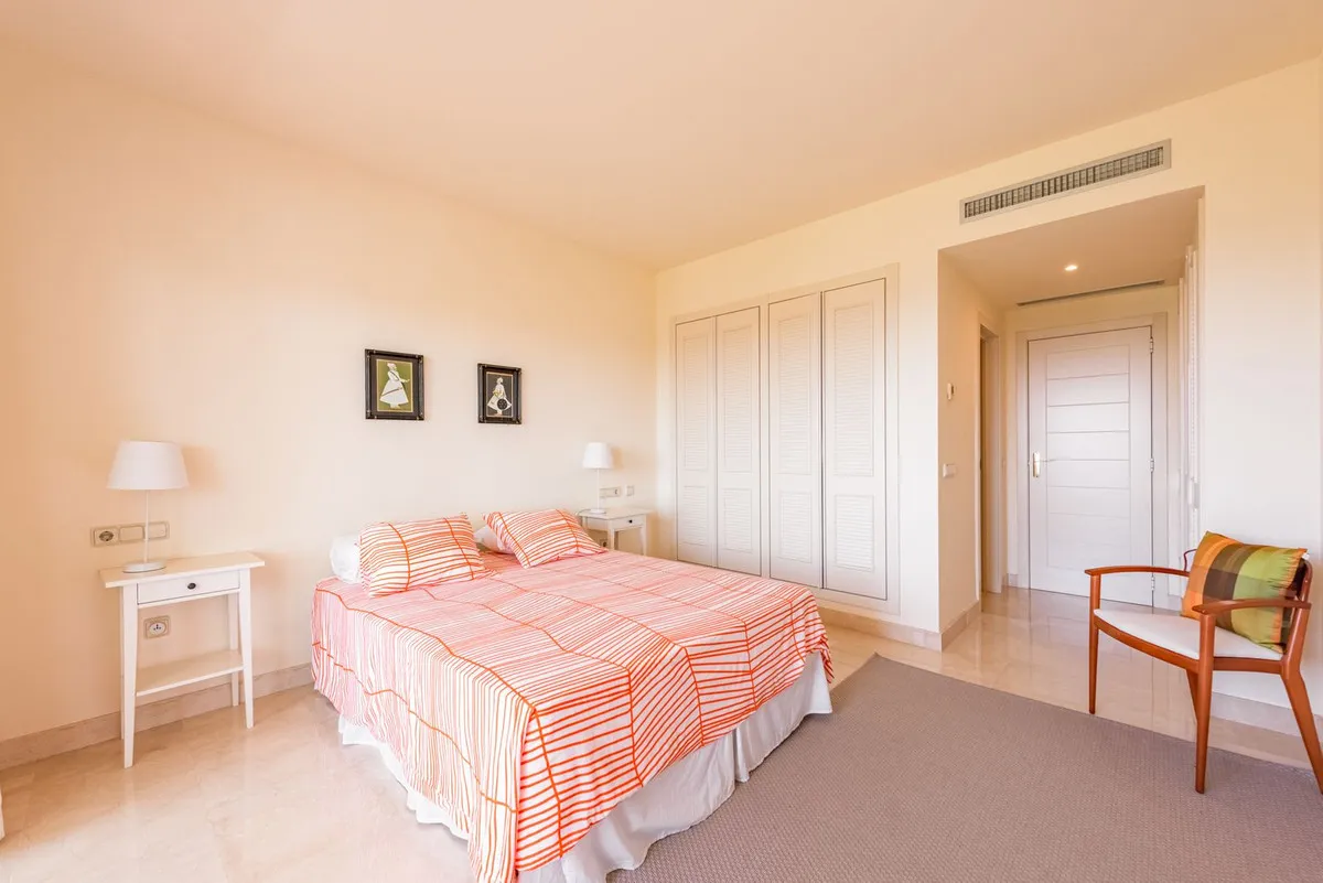 aacee604-2218-4edc-a328-6438909a39ef