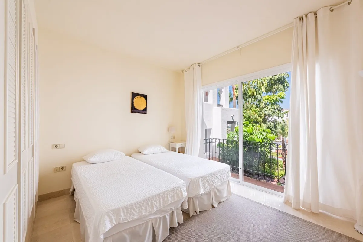 d438908c-2401-4156-99ec-f2022f2b076f