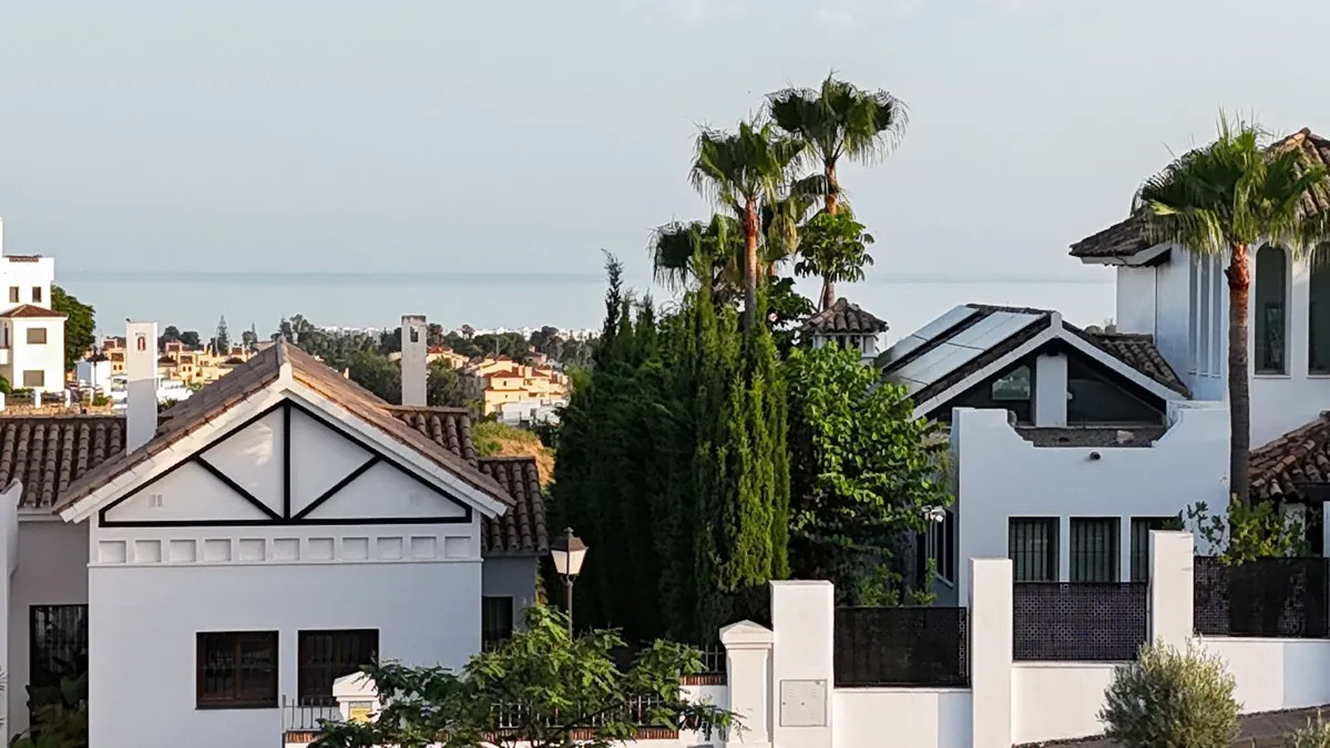 d82abb1a-df69-4294-8f98-3036b24695aa