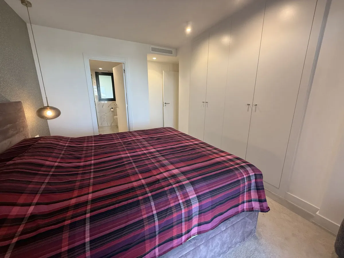 db54ba93-03c4-415e-9a80-6e0c58d82abe