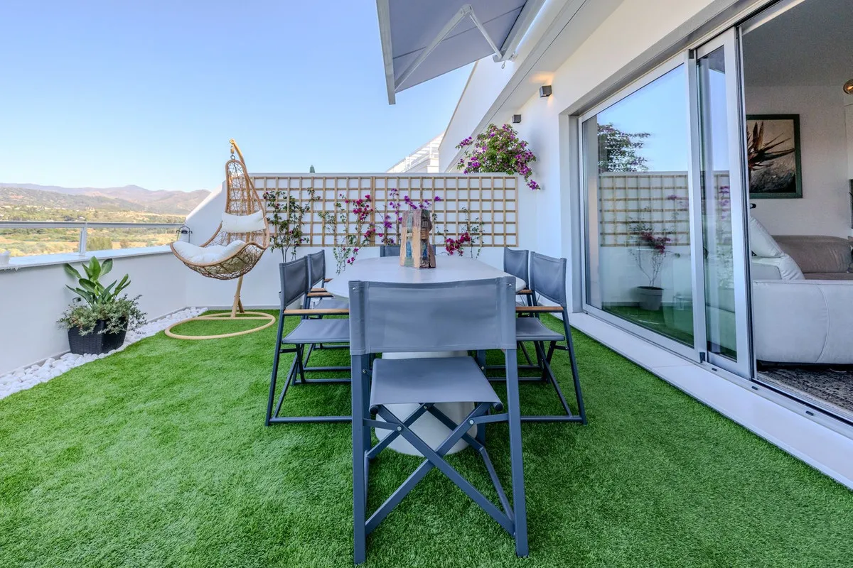 7c76a7c8-828d-41ae-bc2a-01550ec97f4a