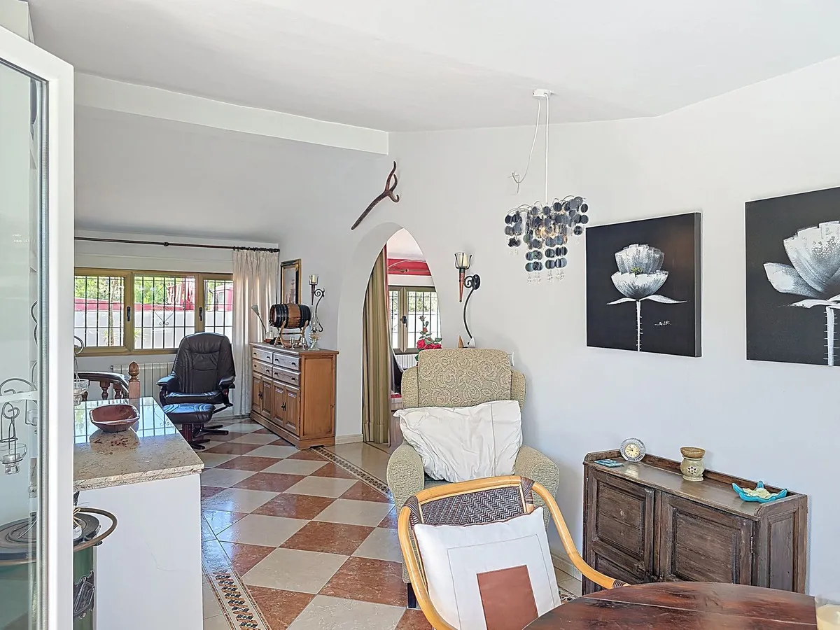 70e4ae4e-a640-4cad-834e-ea2ec9f1538e