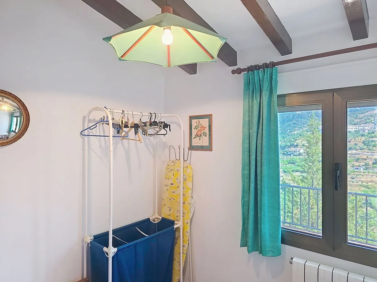 c4bfa340-ba1a-4426-b4c6-1b65b2a941b8