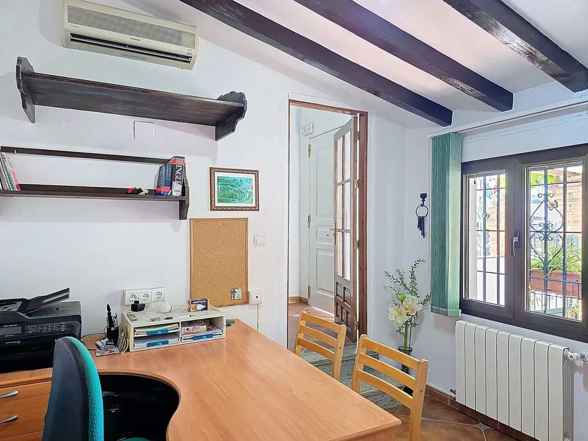 ec2363f3-f720-4142-8cae-d9dc4ab1ca24