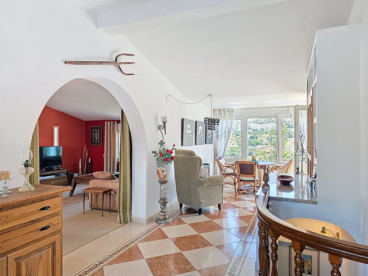 ed5200fd-ac00-49e0-907f-298a4c6f7263