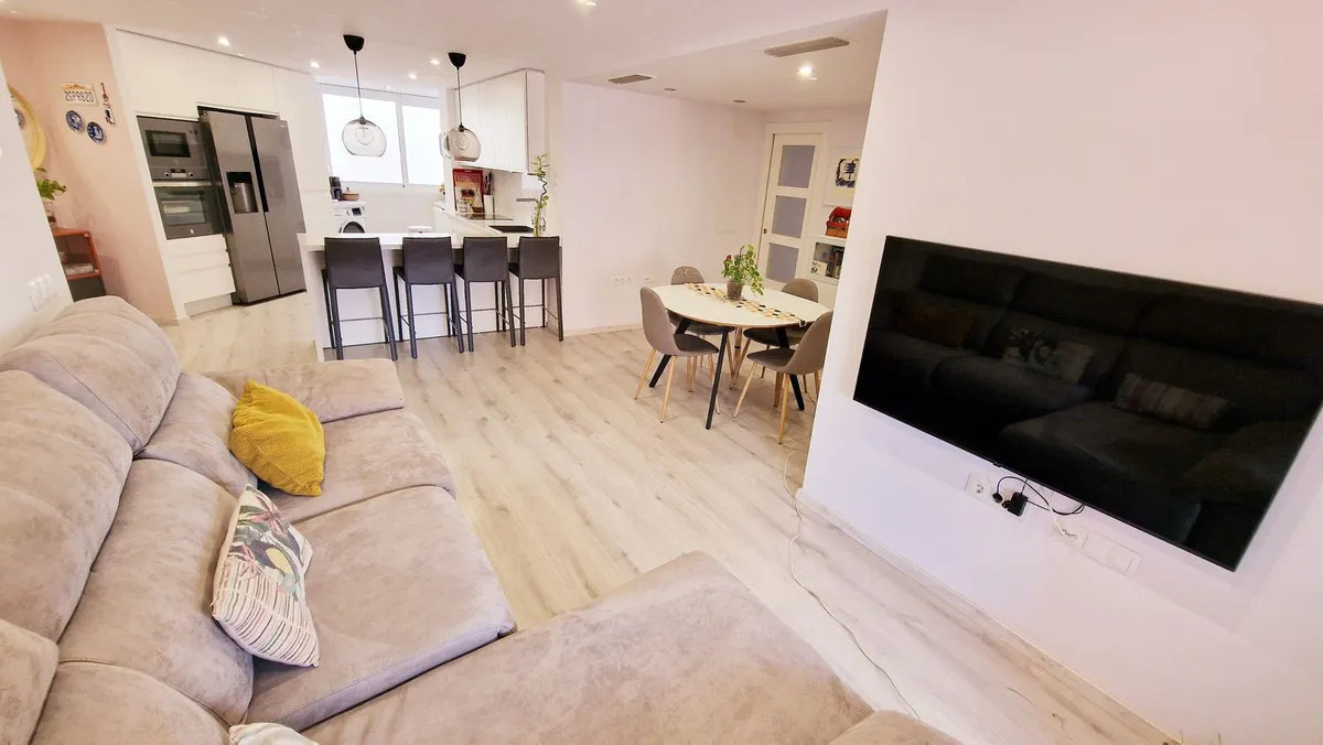 27454efd-b09c-48de-ba1e-a29931914ffa