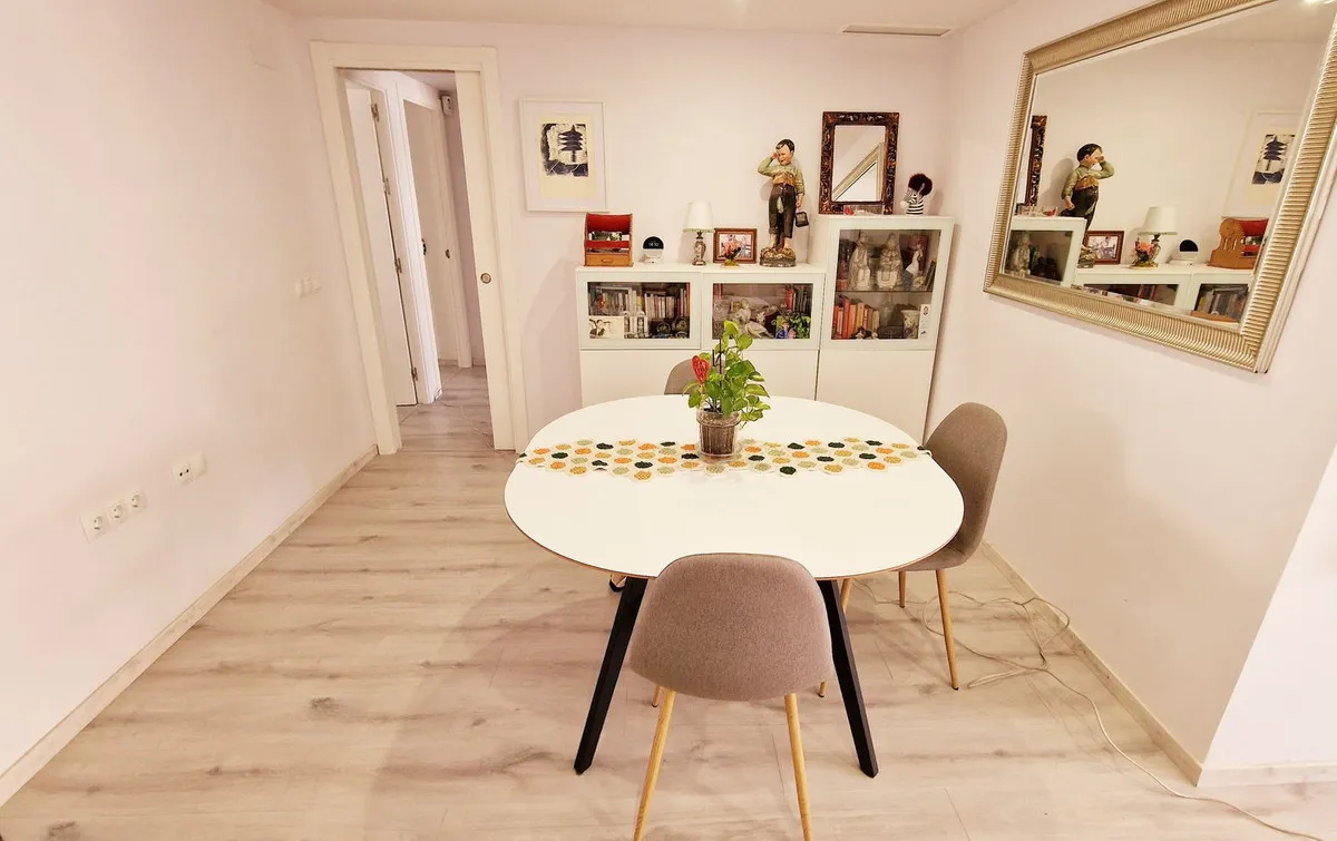 e3429a6c-9227-409a-8d54-4464e7132a2b