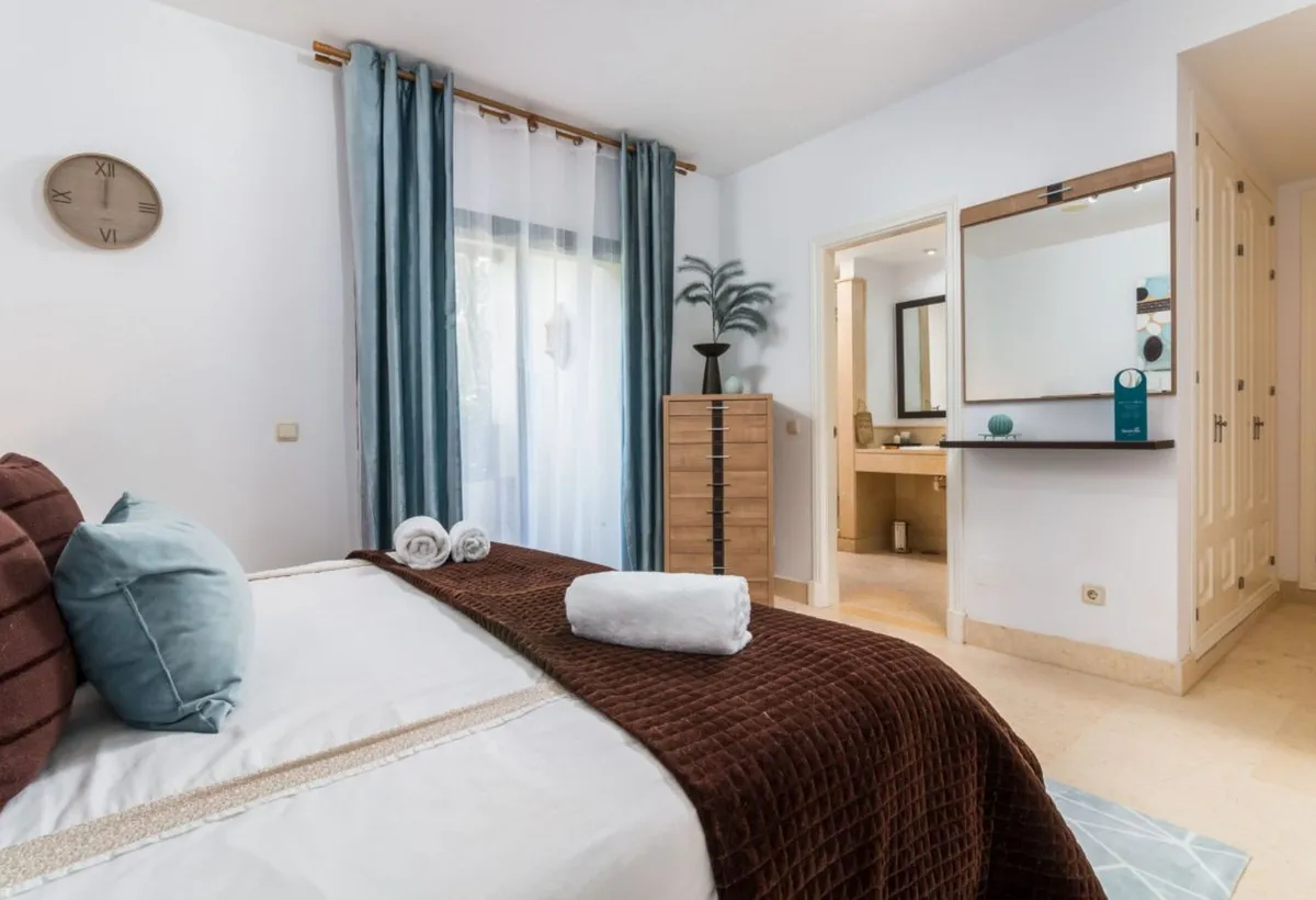 d6d69d1e-ded1-4d62-992a-a65423237c9e