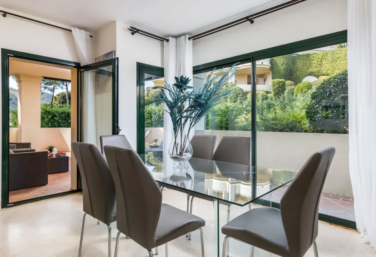 e5ec8683-5f6f-4183-9f56-a6dd075a63d3