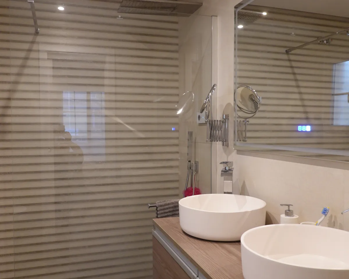 232d5f98-31e7-45f4-a38a-b26ea1b0f1b4