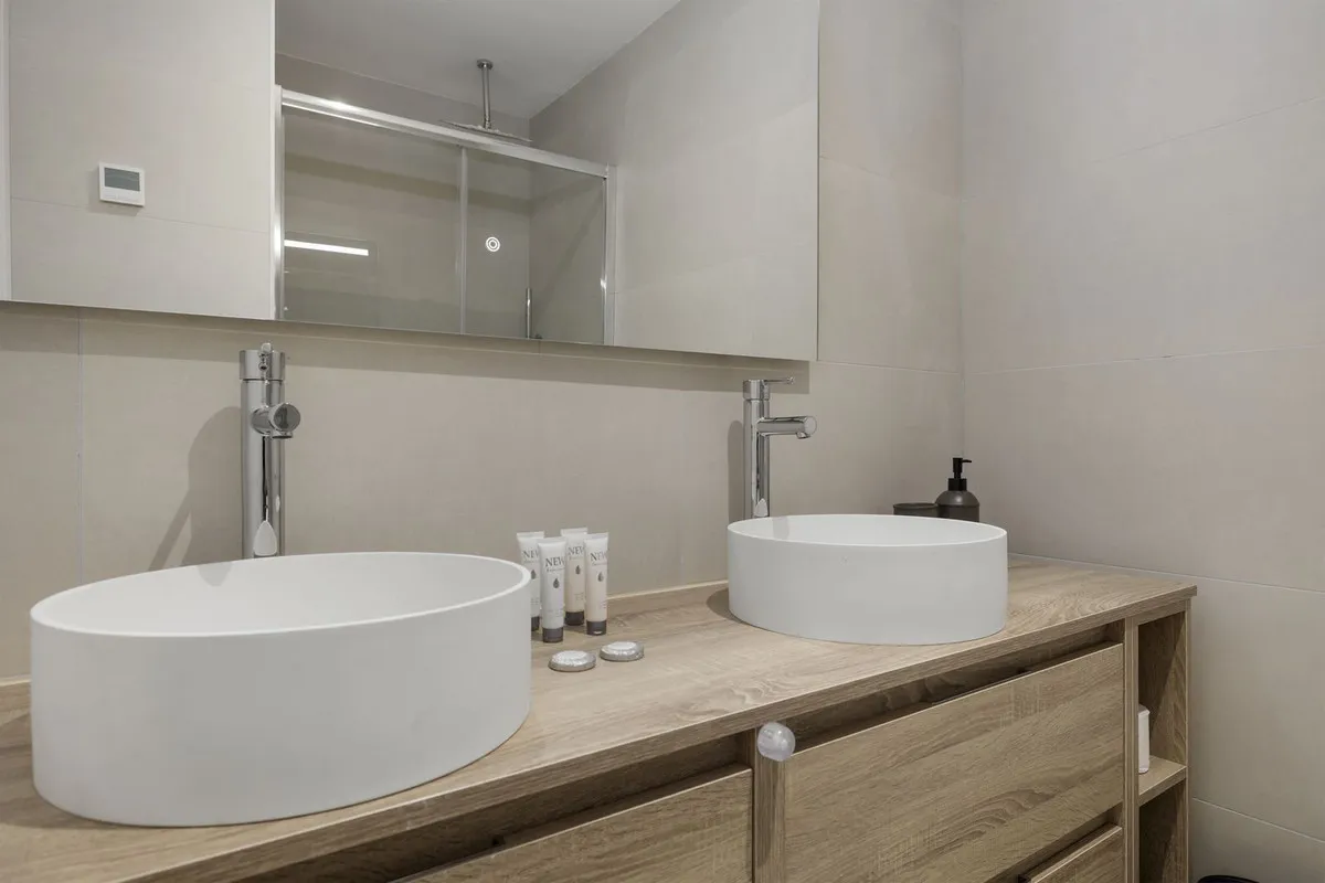 bfd6b62e-2088-492a-b92f-b1808d8e9279