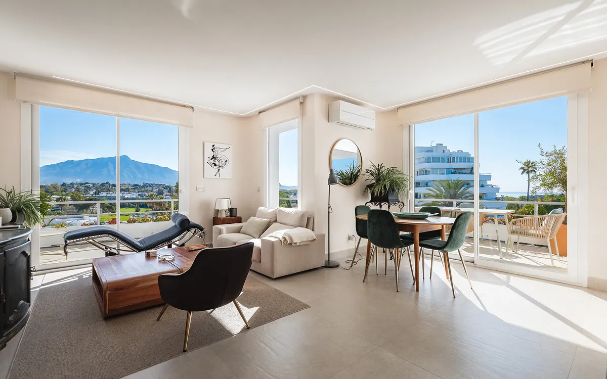 161e68e5-f6b8-47f0-ad5a-729ae917da23