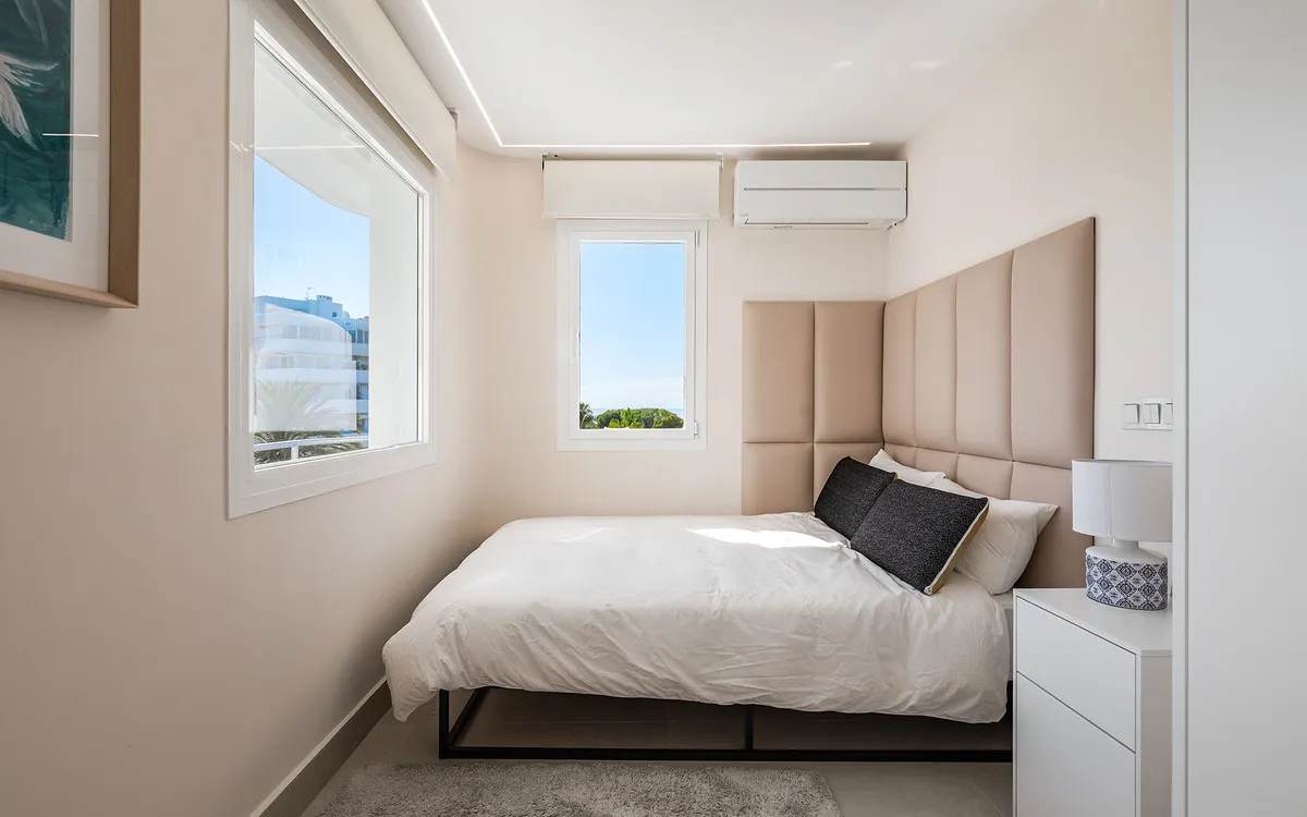 2489e074-1279-4cbb-be87-31c46e5bac5b