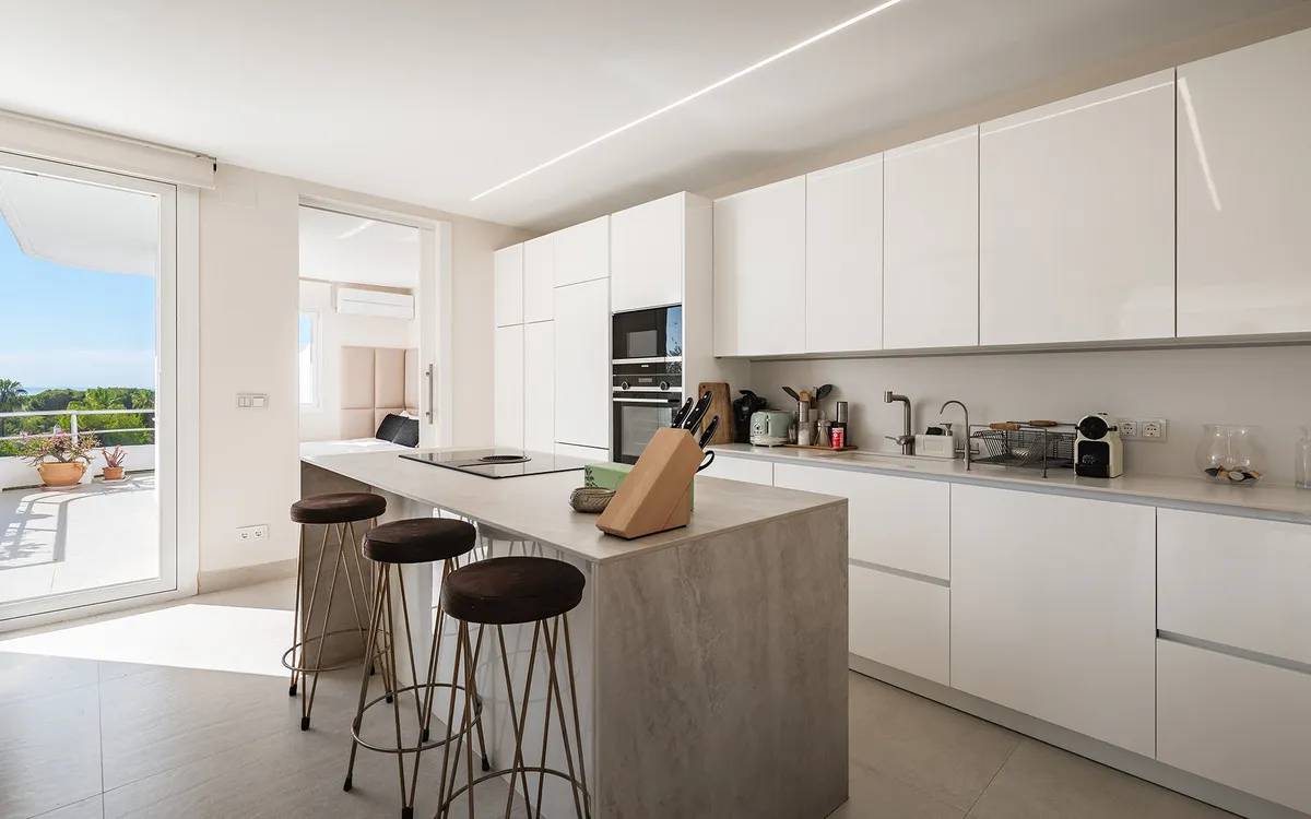 28e40bc6-bb9a-4832-a8a4-a4fbfded4275