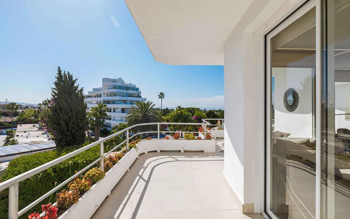 364b3a7d-9e1b-48b4-9e63-481a37e3df50