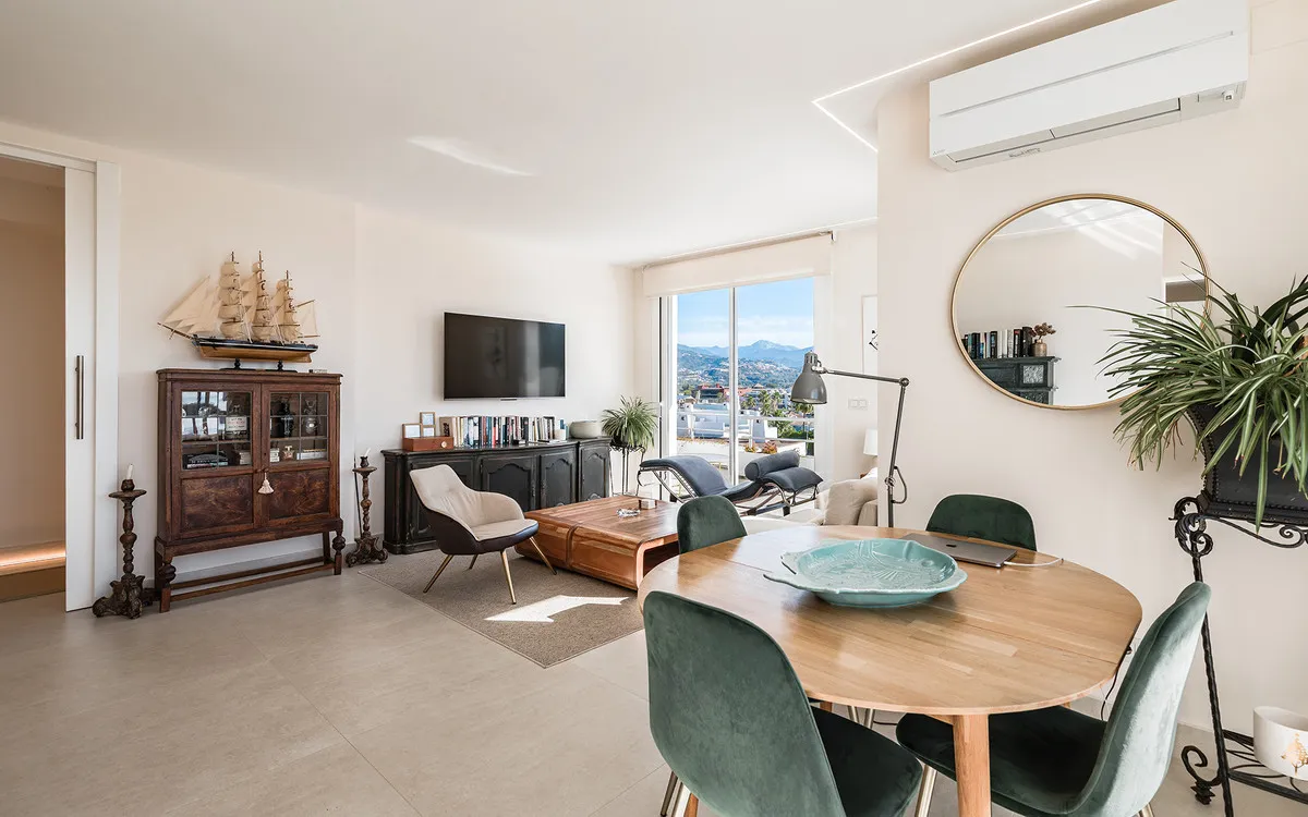 3dcead0f-9703-4745-aa12-fc1b88490533