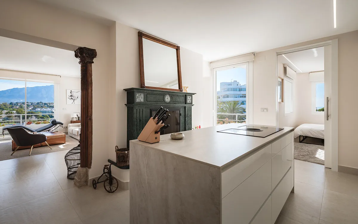 58b99ecd-dcf9-4208-bb2a-bd807f41c8ba