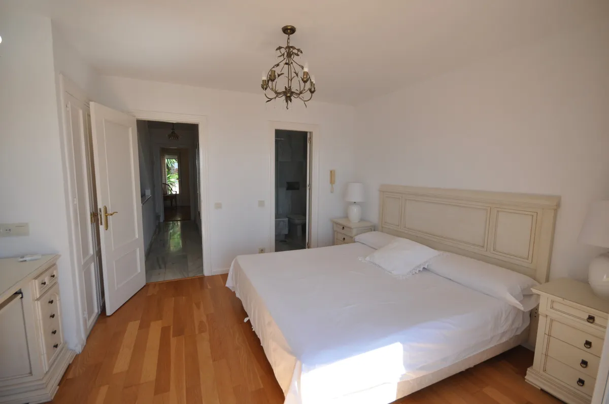 036c434a-fe0a-4bae-98dd-ba8f7456a178