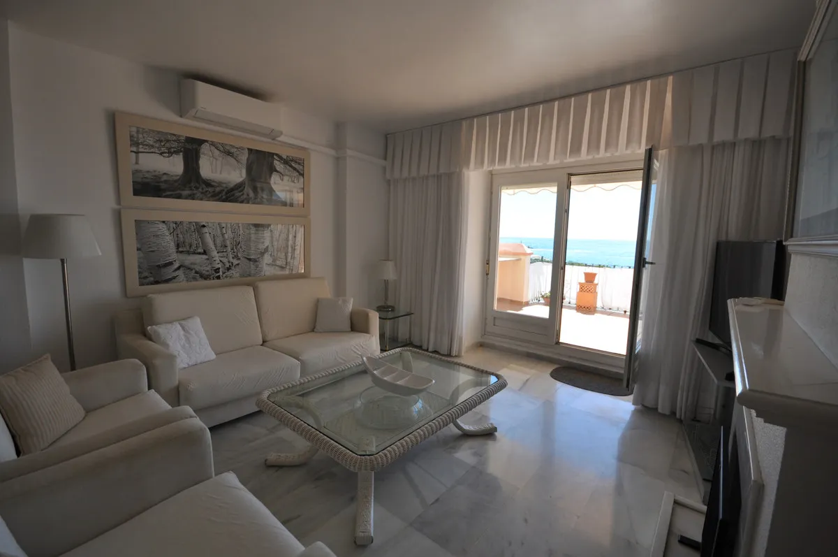 3bb93d2a-8912-4a27-877d-60131a0e0d92