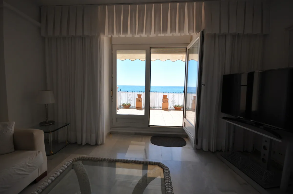 9fa5d181-951f-4952-b8dc-ff49751870d7