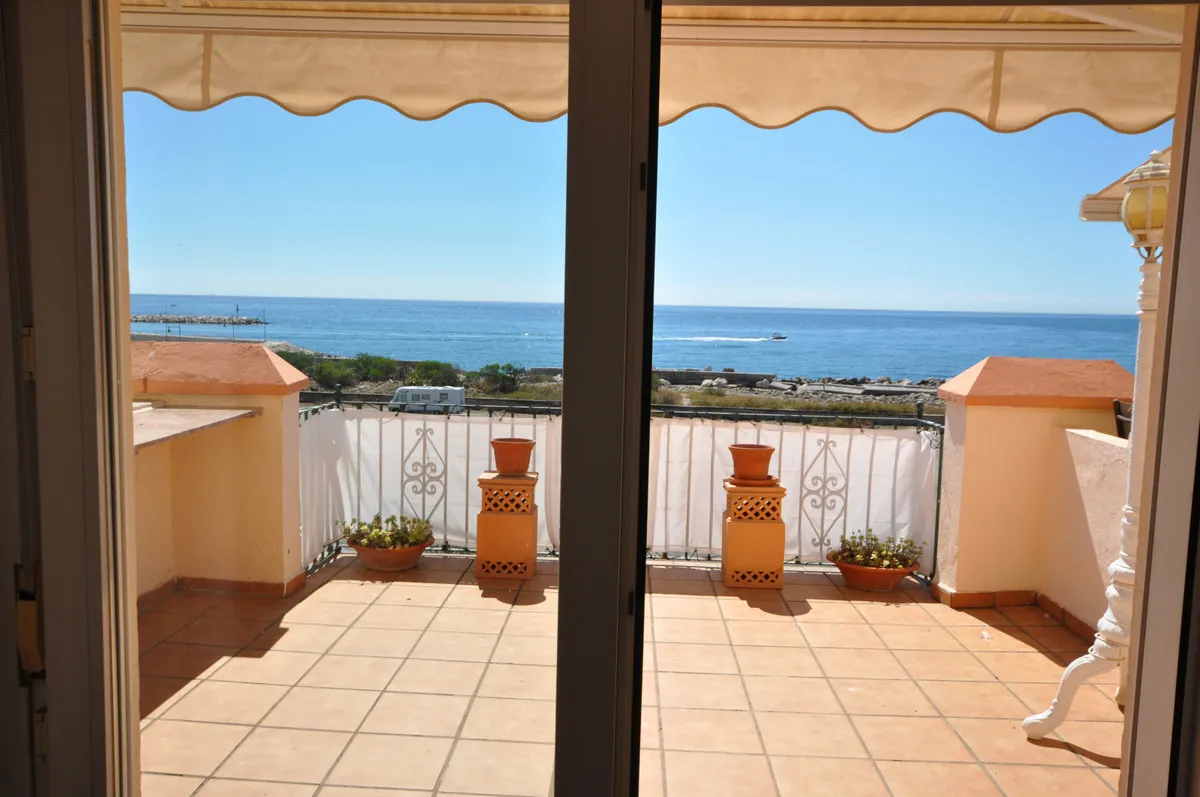 a153d054-5d3e-4b2d-bbd9-57f65ddd651f