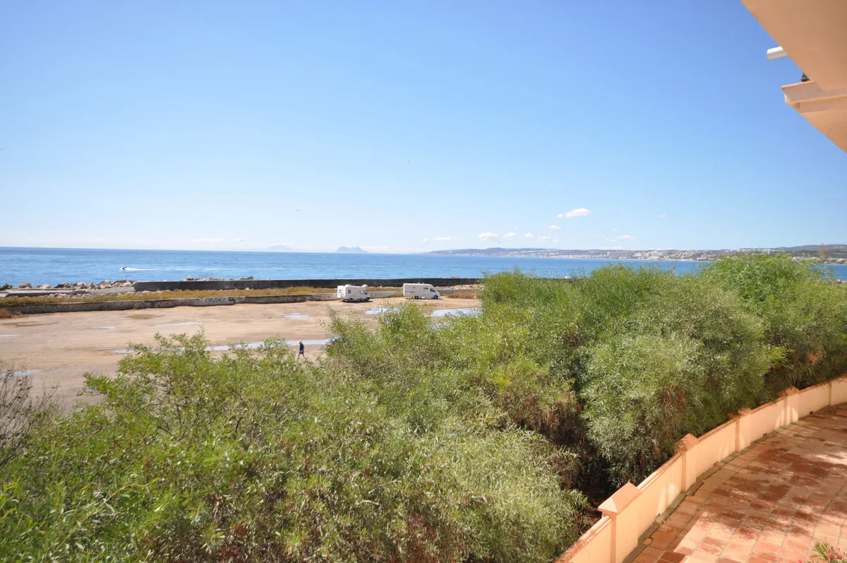 b43a305a-ce52-4305-8ced-92570f40cac2