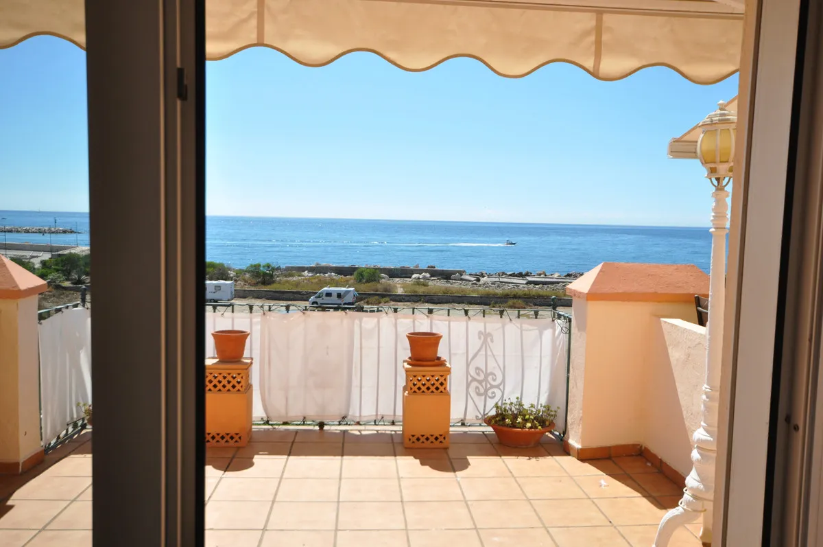 c98c9388-2f52-456e-8822-ca8570056f8b