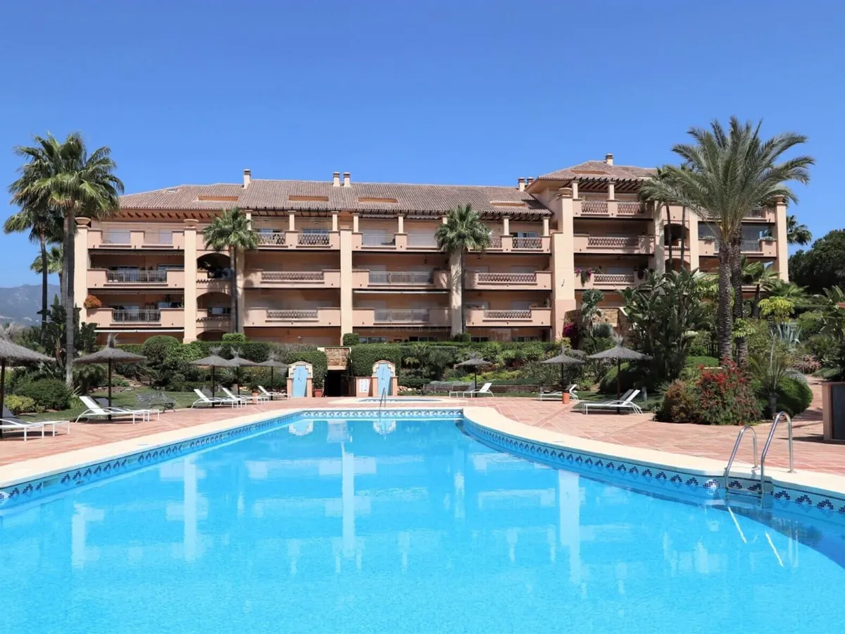 71cd2f57-cf77-406f-8fcb-8506c44e649e