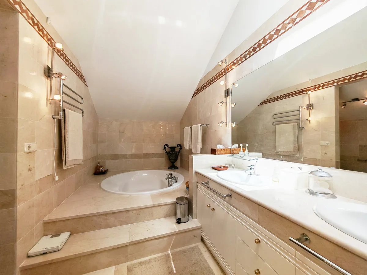 90ecf414-2599-419b-9601-5754a7c27659