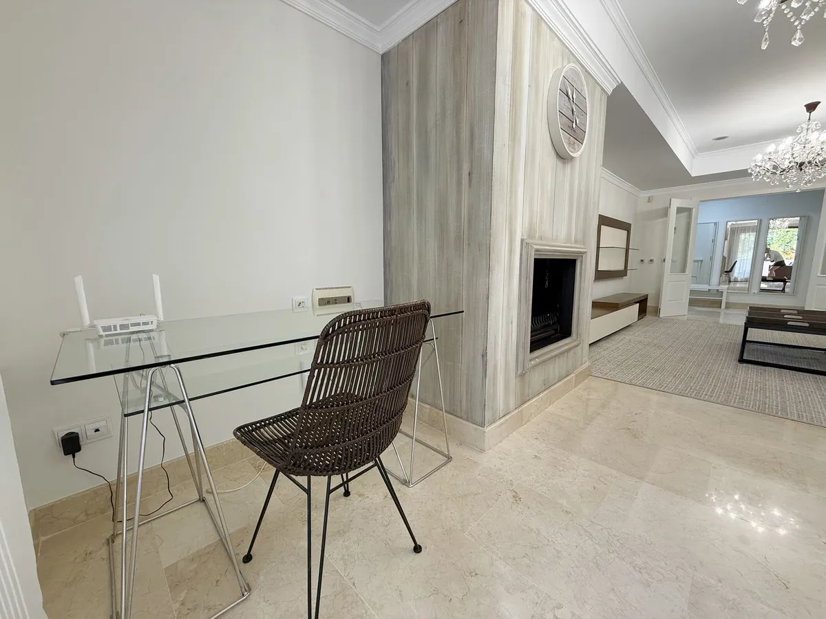 8ecdb1ff-a4d2-4553-bac1-52479e6eb2bc