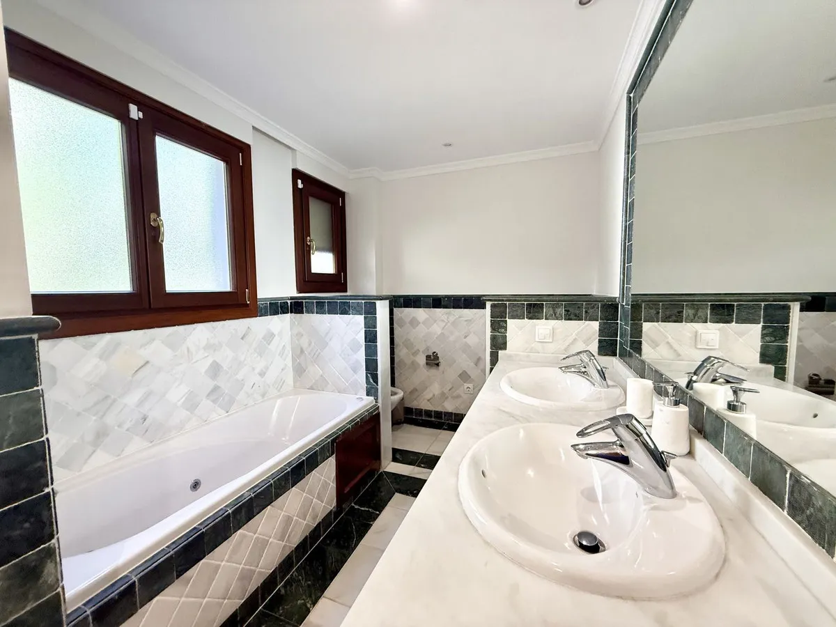 ad3559d3-fae1-4c26-af64-7c943a8d388c