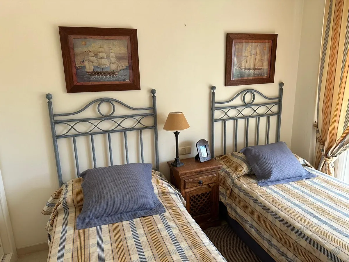 8c212ac3-cf61-4ec1-84e4-f94e74c367c1