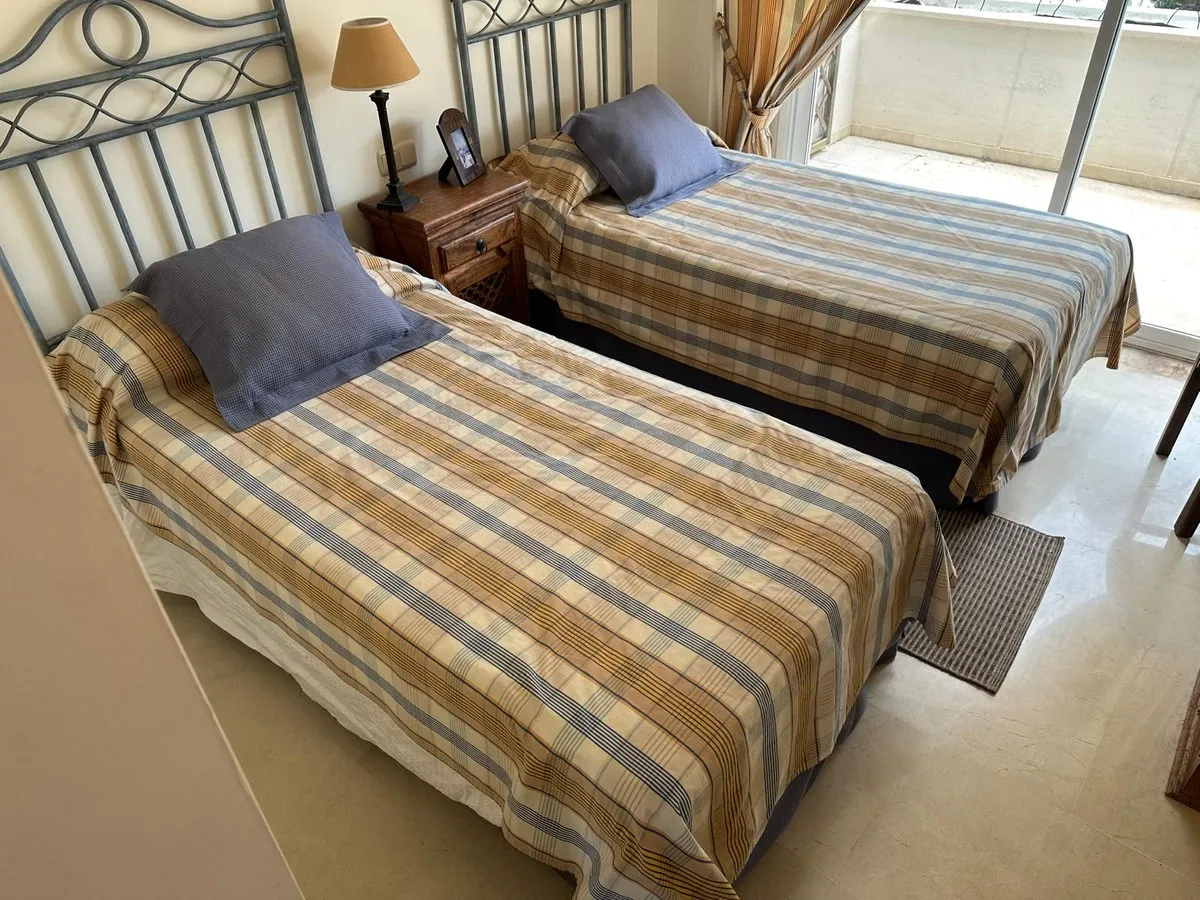 bc118d05-4f20-46e9-8e22-2234a3dcc320