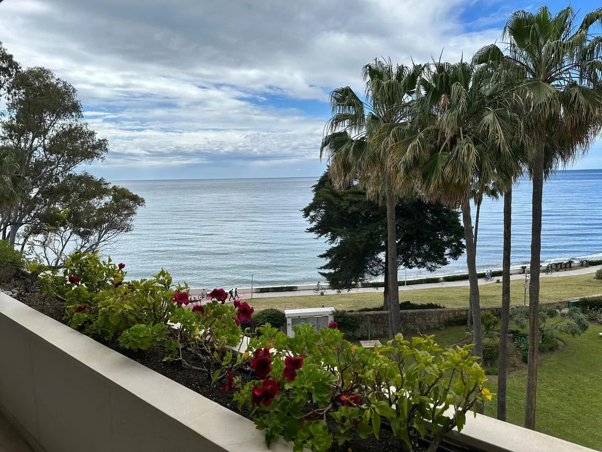 c817fdfd-9be4-4e69-a157-e0b051ee52e4