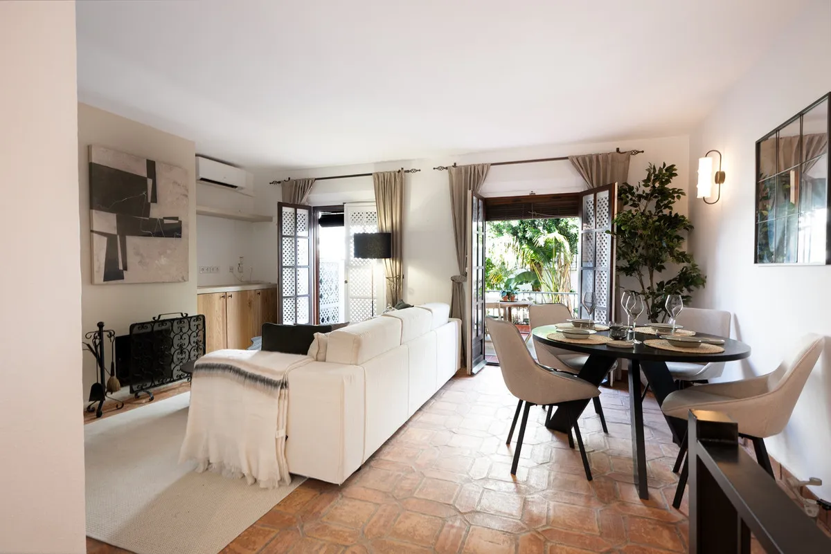 40f6f2f0-fd73-4050-9b0e-dd1d0fb6025c