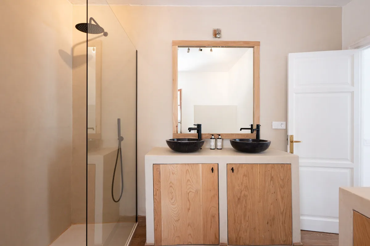 9f958d96-5318-476c-bab4-f59b5d5fd1b6