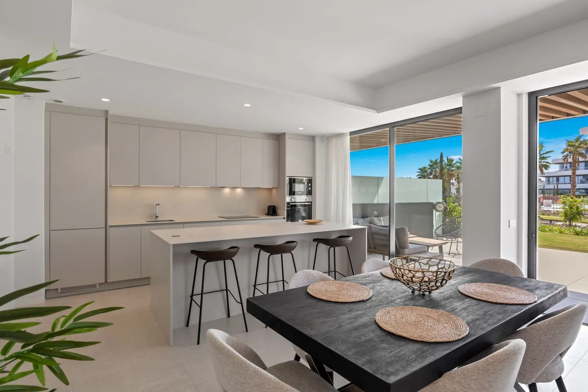 871bbd37-130a-452b-a6d1-80e67a8954d2