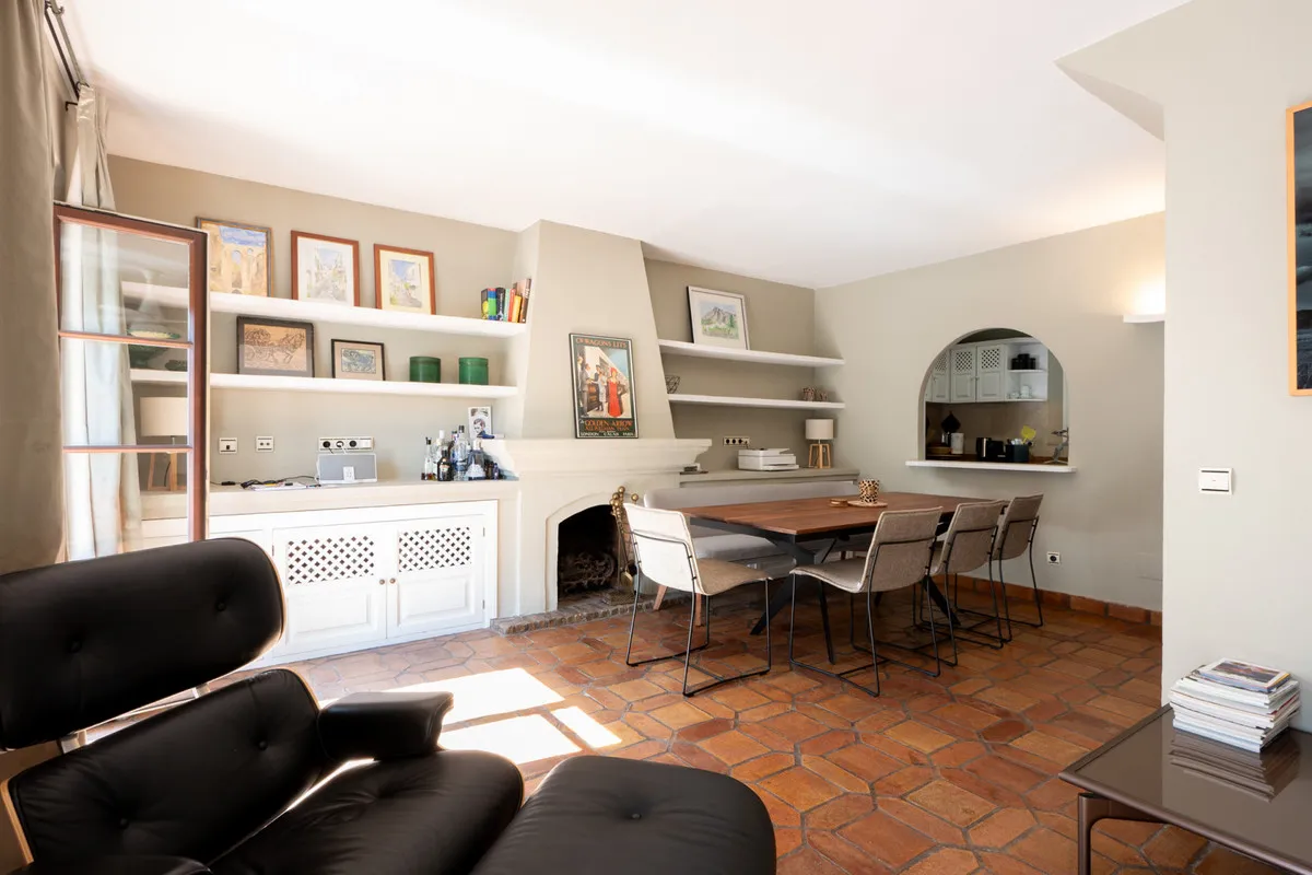 ff39103a-99ee-4ee1-92ae-a1e02c0790eb